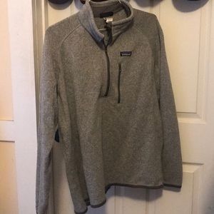 Men’s Patagonia pull over sweater